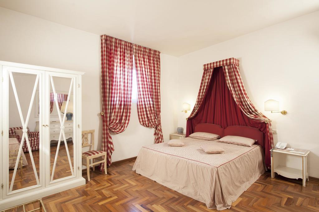 Ferienwohnung Palazzo Ruspoli Florenz Exterior foto